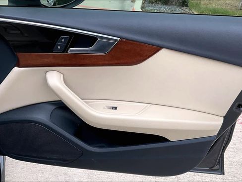 Used 2023 Audi A4 2.0T Premium w/ Convenience Package image 21