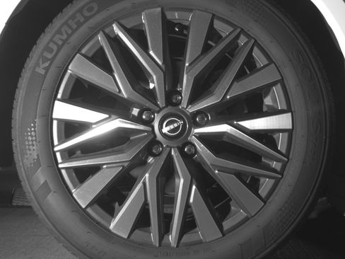 Used 2025 Nissan Altima 2.5 SV image 15