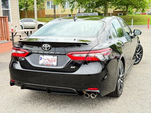 Used 2021 Toyota Camry SE image 71