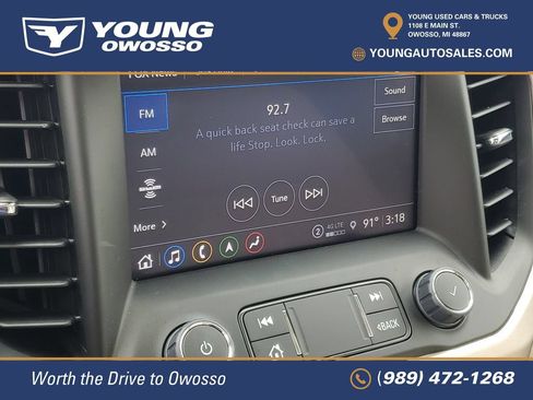 Used 2023 GMC Acadia Denali w/ Denali Ultimate Package AWD/4WD image 17