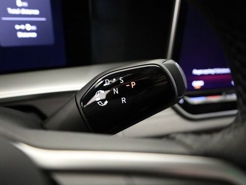 New 2026 Volkswagen Tiguan SE R-Line AWD/4WD image 26