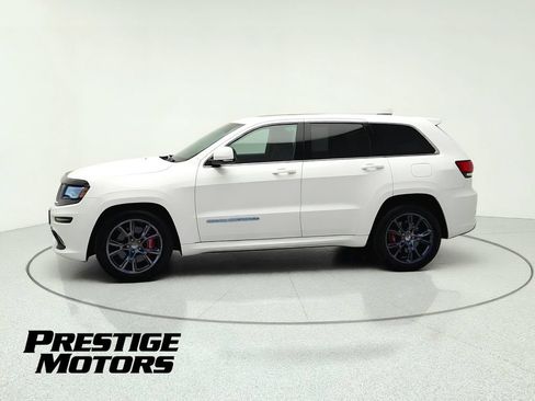 Used 2015 Jeep Grand Cherokee SRT w/ Luxury Group II AWD/4WD image 4