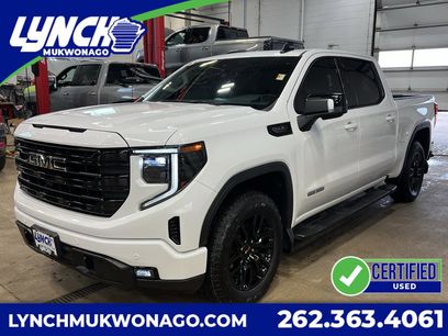 Used 2025 GMC Sierra 1500 Elevation w/ Elevation Premium Package