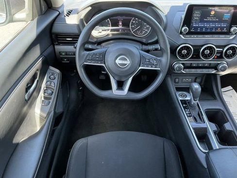 Used 2025 Nissan Sentra SV FWD image 11