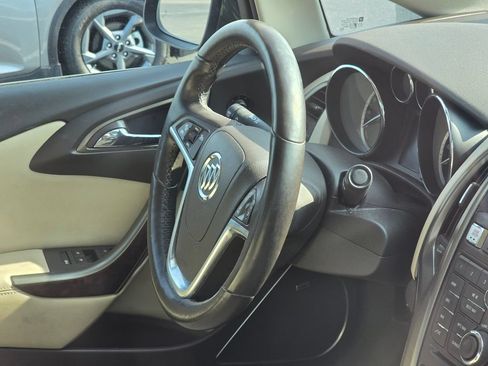 Used 2014 Buick Verano Leather FWD image 16