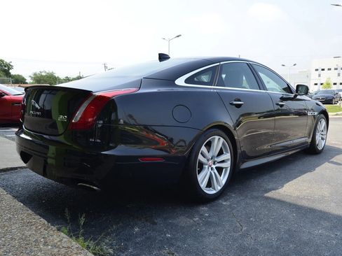 Used 2016 Jaguar XJ R-Sport image 12