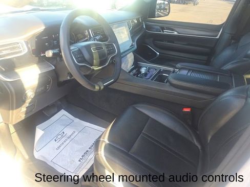 Used 2023 Jeep Wagoneer Series III w/ Convenience Group I image 23