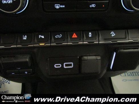 Used 2024 Chevrolet Silverado 2500 Custom w/ Custom Value Package image 37