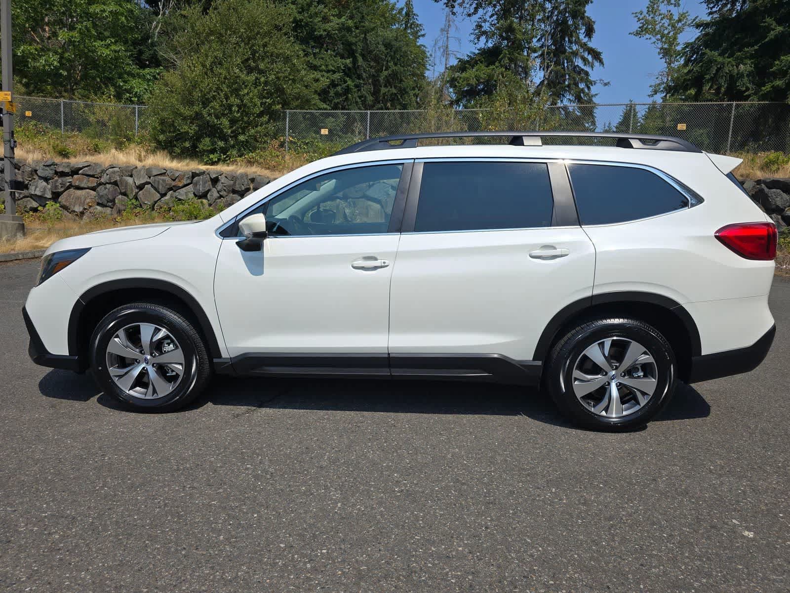 Certified 2025 Subaru Ascent Premium AWD/4WD image 3