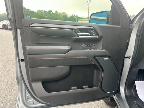 Used 2023 GMC Sierra 1500 AT4 w/ AT4 Premium Package AWD/4WD image 15