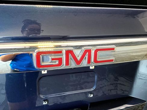 Used 2020 GMC Yukon XL Denali w/ Denali Premium Package AWD/4WD image 33
