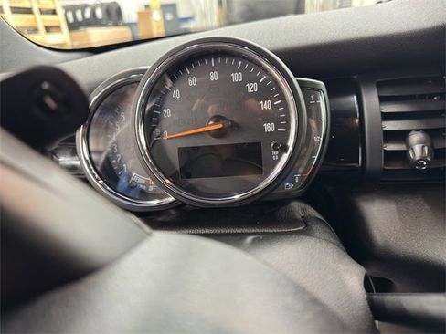 Used 2020 MINI Cooper S image 11