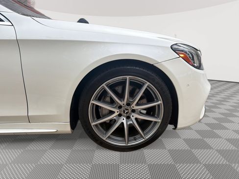Used 2020 Mercedes-Benz S 560 Sedan image 31
