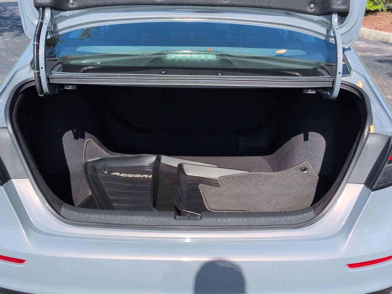 Used 2023 Honda Accord Sport image 13