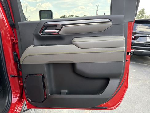 New 2026 Chevrolet Silverado 2500 ZR2 image 16