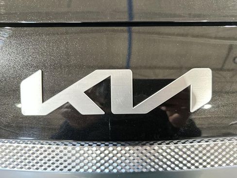 New 2026 Kia Seltos EX FWD image 28