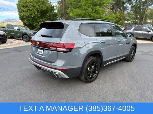 Used 2024 Volkswagen Atlas Peak Edition SEL AWD/4WD image 3