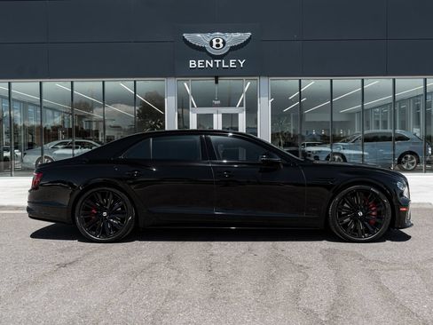 Certified 2025 Bentley Flying Spur Plug-In Hybrid AWD/4WD image 12
