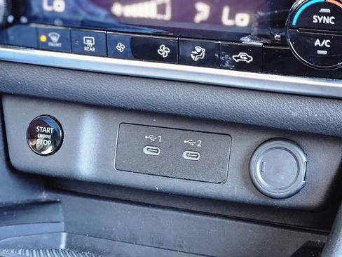 Certified 2024 Nissan Rogue SV image 25