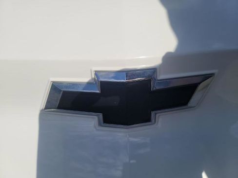 Used 2023 Chevrolet Bolt EUV Premier image 28