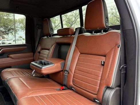 Used 2025 GMC Sierra 2500 Denali Ultimate AWD/4WD image 20