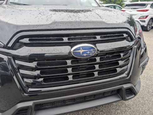 Certified 2025 Subaru Ascent Onyx Edition AWD/4WD image 13