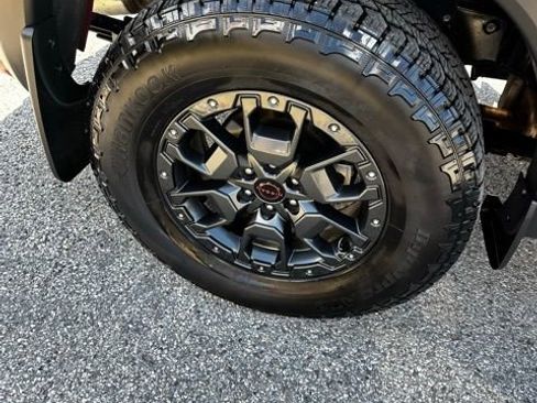 Used 2023 Nissan Frontier Pro-X w/ Pro-X Premium Package image 12