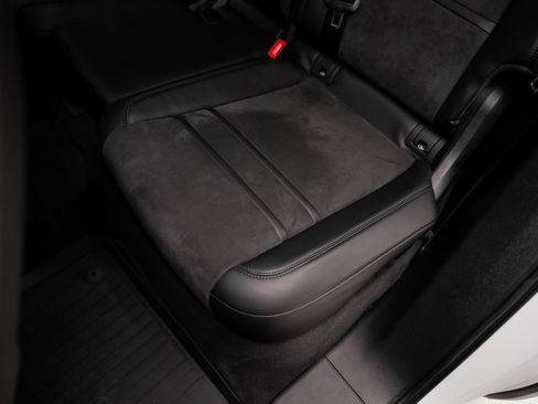 Used 2021 Porsche Cayenne GTS AWD/4WD image 71