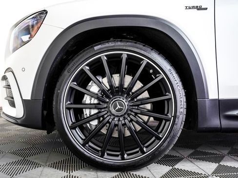 New 2026 Mercedes-Benz GLB 35 AMG AMG 35 4MATIC image 6