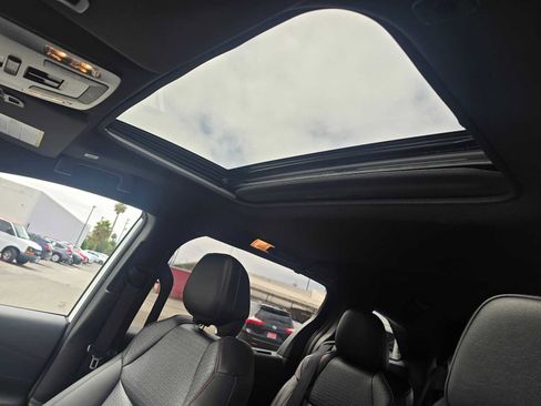 Used 2025 Toyota Sienna XSE w/ XSE Plus Package AWD/4WD image 23