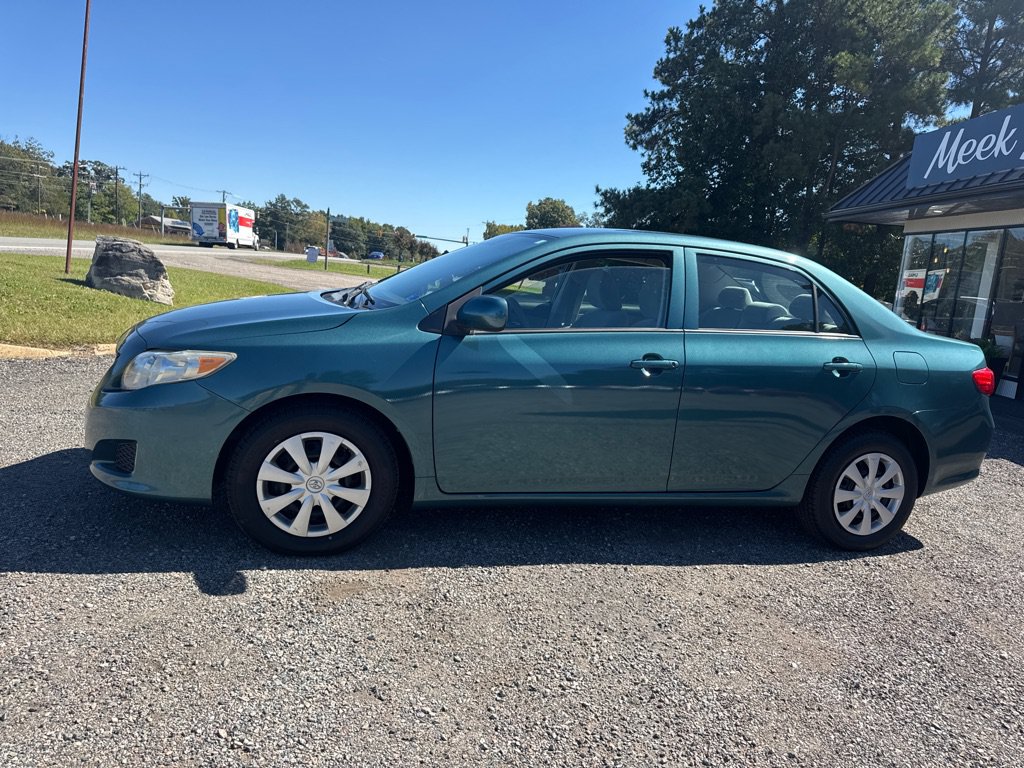 Used 2010 Toyota Corolla LE w/ All Weather Guard Pkg FWD image 3
