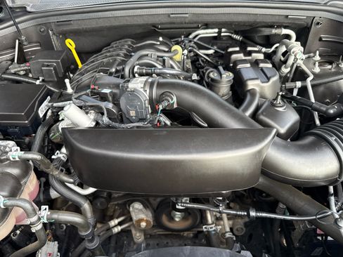 Used 2024 Dodge Durango GT AWD/4WD image 19