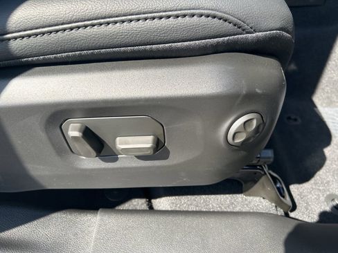 New 2025 Jeep Wrangler Sahara image 48