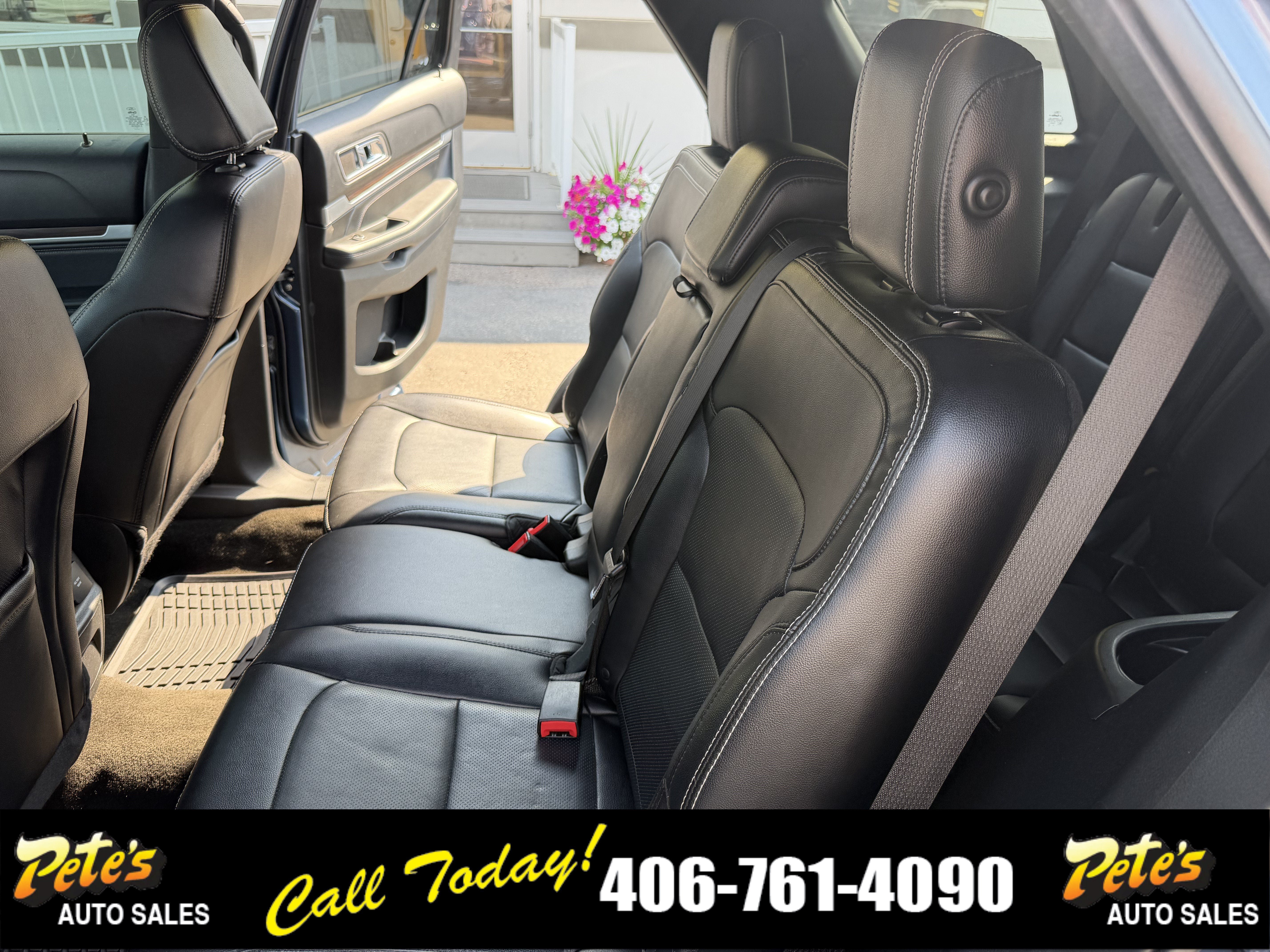 Used 2018 Ford Explorer Limited AWD/4WD image 35