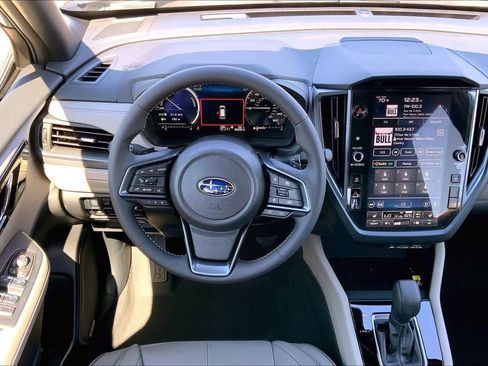 Used 2025 Subaru Forester Limited image 6