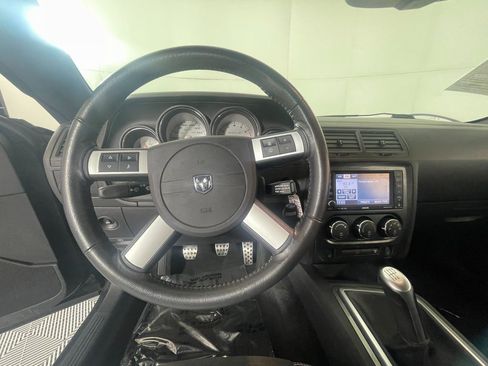 Used 2009 Dodge Challenger SRT8 w/ SRT Option Group II image 15