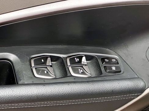 Used 2017 Hyundai Santa Fe Sport FWD image 14