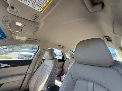 Used 2018 Lincoln MKZ Select w/ Select Plus Package FWD image 3