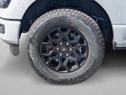 New 2026 Ford F150 XLT image 10