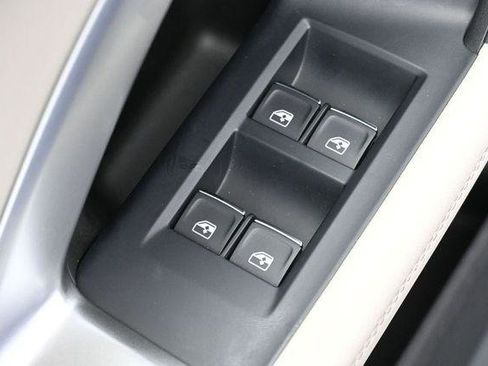 Certified 2025 Audi Q5 Prestige AWD/4WD image 14