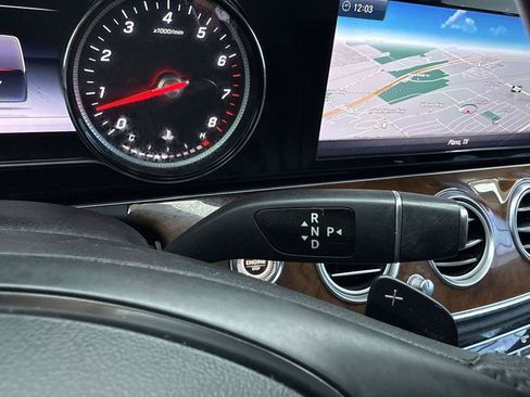 Used 2018 Mercedes-Benz E 300 E 300 image 25