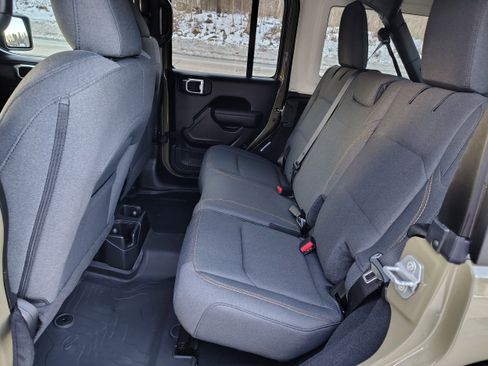 New 2026 Jeep Wrangler Unlimited Sport image 23