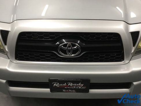 Used 2011 Toyota Tacoma 4x4 Double Cab w/ TRD Sport Pkg image 16