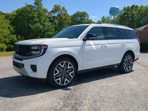 New 2026 Ford Expedition Platinum AWD/4WD image 6