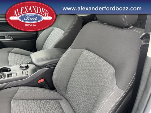 Used 2024 Ford Ranger XLT w/ Technology Package image 15