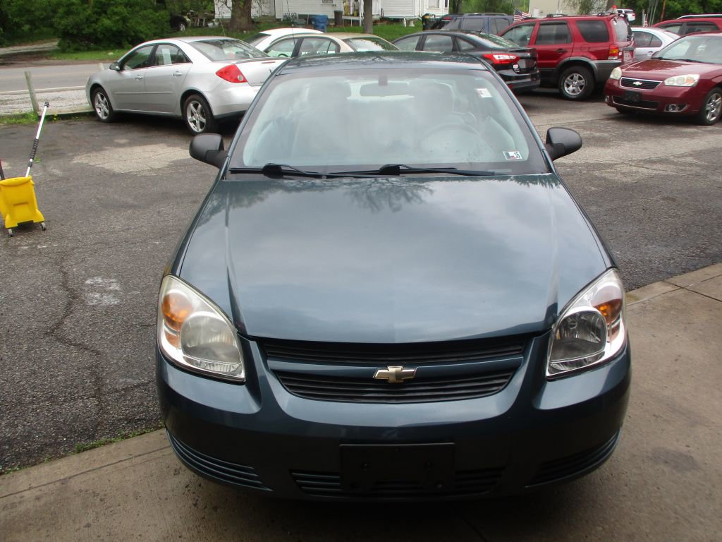 Used 2006 Chevrolet Cobalt LS FWD image 2
