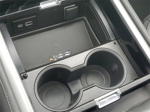 Certified 2022 GMC Yukon Denali image 31