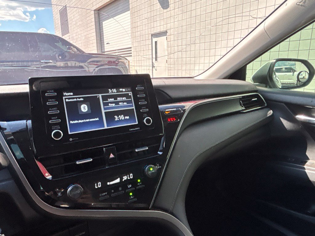 Used 2023 Toyota Camry SE FWD image 15