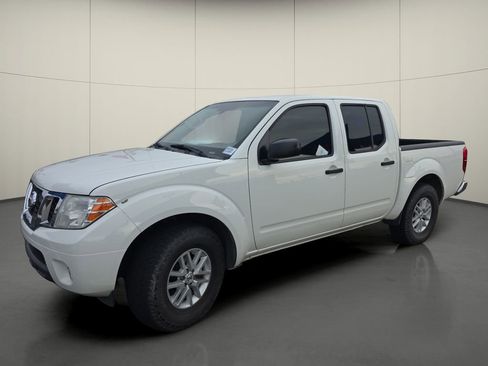 Used 2019 Nissan Frontier SV w/ Value Truck Package image 4