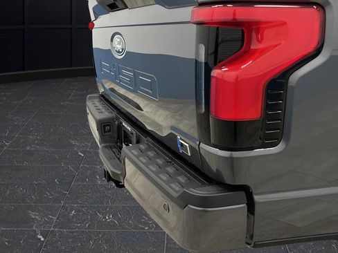 Used 2025 Ford F150 Lightning XLT image 33